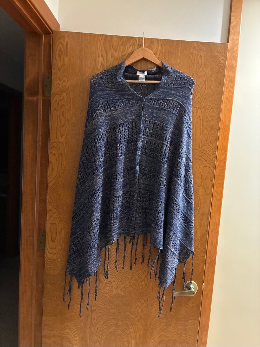 💙LuLaRoe Blue Poncho